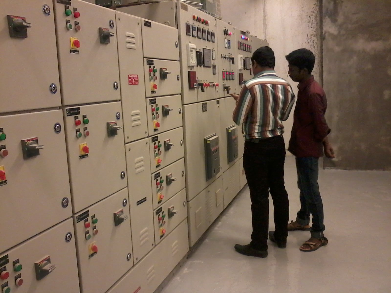 Electric Control Panels Suppliers